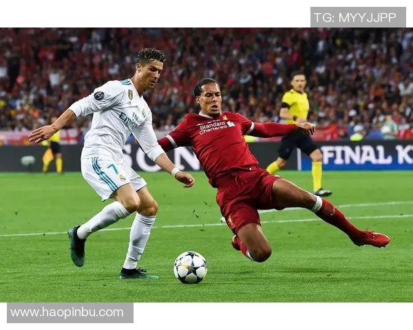 世界顶级足球后卫球星盘点 谁是防线上的不败英雄